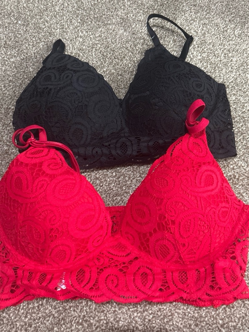 PINK Victoria's Secret Lace Bralette Set — Black & Red